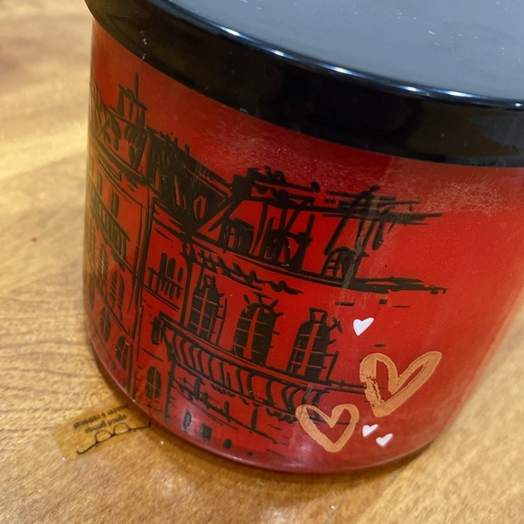 NWT.  Bath & Body Works, 3-wick candle. - Picture 8 of 10
